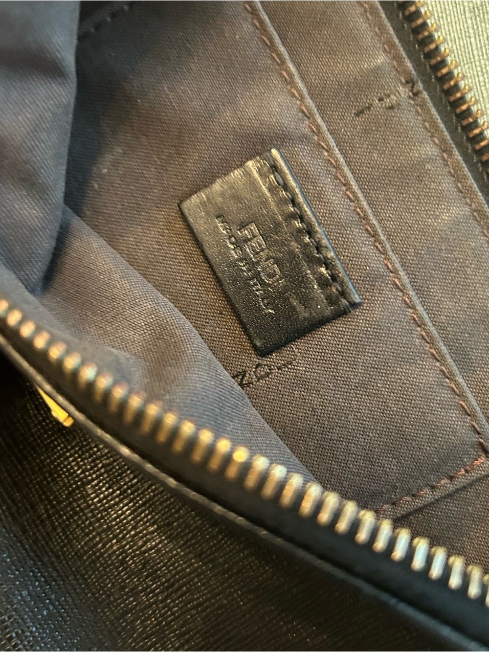 Fendi Black Leather Shoulder Bag with Gold Chain - Picture 8 of 16